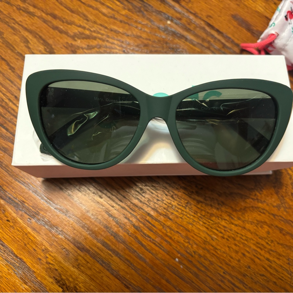 Brand new Goodrs glasses